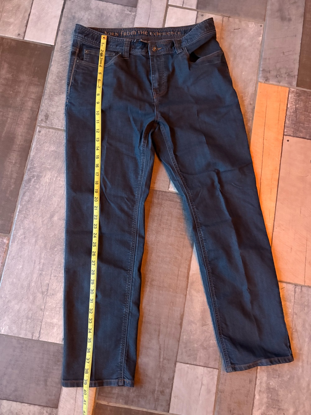 Men’s Prana Straight-Leg Jeans in Dark Indigo - Picture 3 of 5